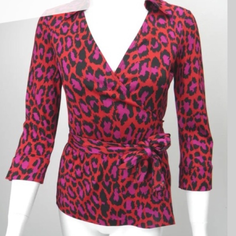 DVF wrap shirt size 6 vintage leopard print
